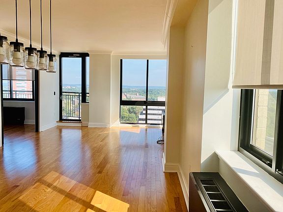 The lighting system in this house is from Ketra. This offers circadian rhythm lighting as well as multiple profiles to suit your mood