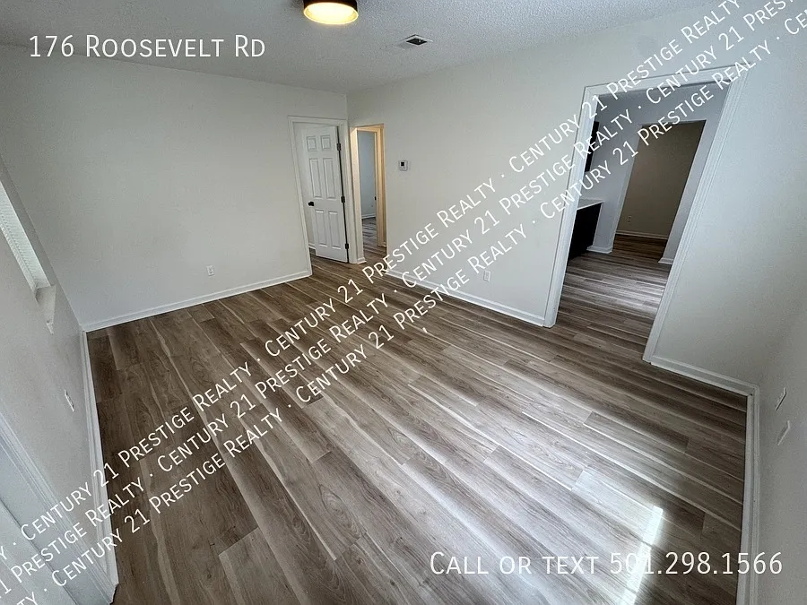 2 bed, 720 sqft, $1,000 — Photo 3
