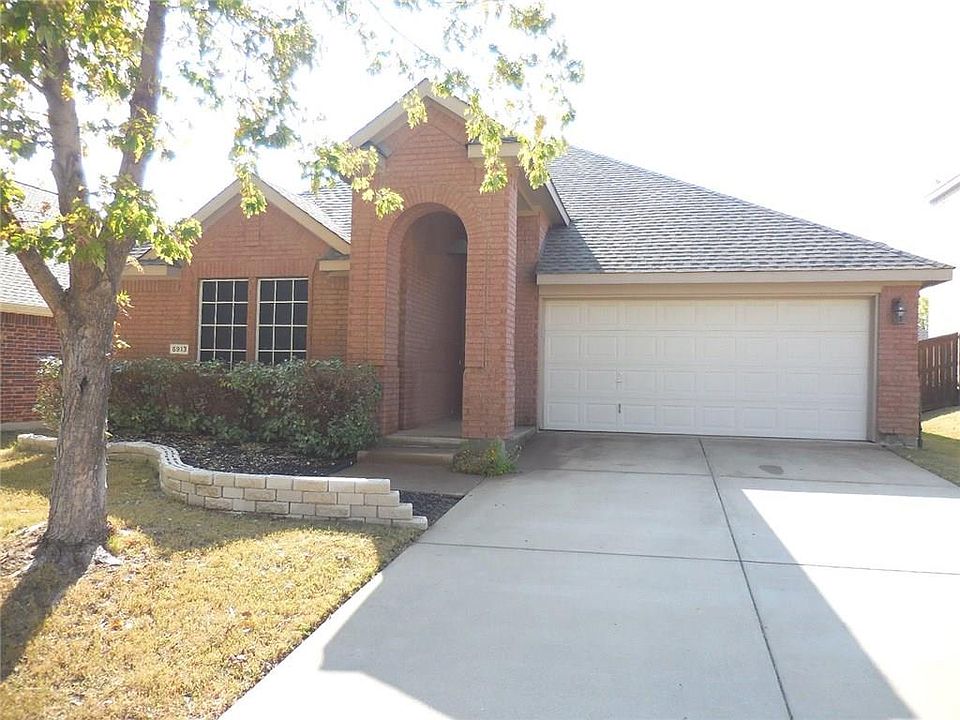 1st image of 5913 Greenmeadow Dr
