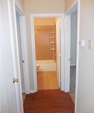 5th image of 5992-5990 Robinwood Ln