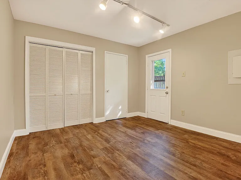 11306 Geddys Ct — Photo 14