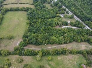 689 Bugscuffle Rd, Wartrace, TN 37183