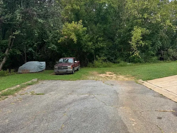 Farrington Ln, Spartanburg, SC 29302