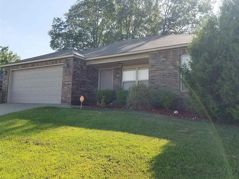 1st image of 6009 Trammel Estates Dr