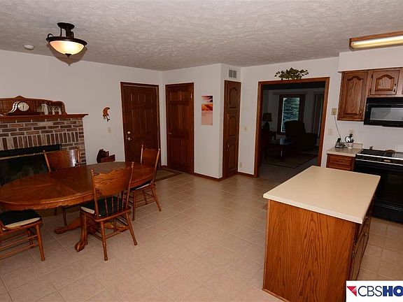 4th image of 22746 Holdrege St