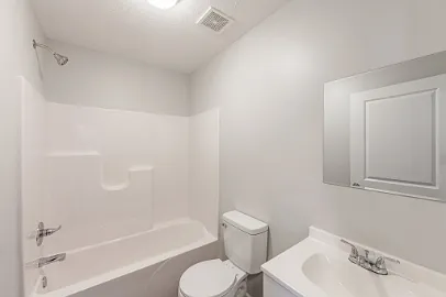 121 Saint George Ave — Photo 15