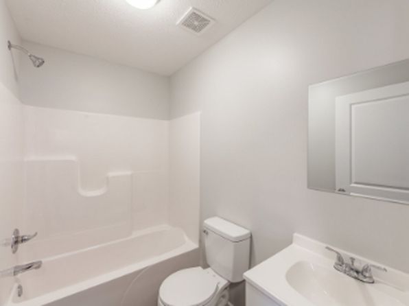 121 Saint George Ave, Dyersburg, TN 38024