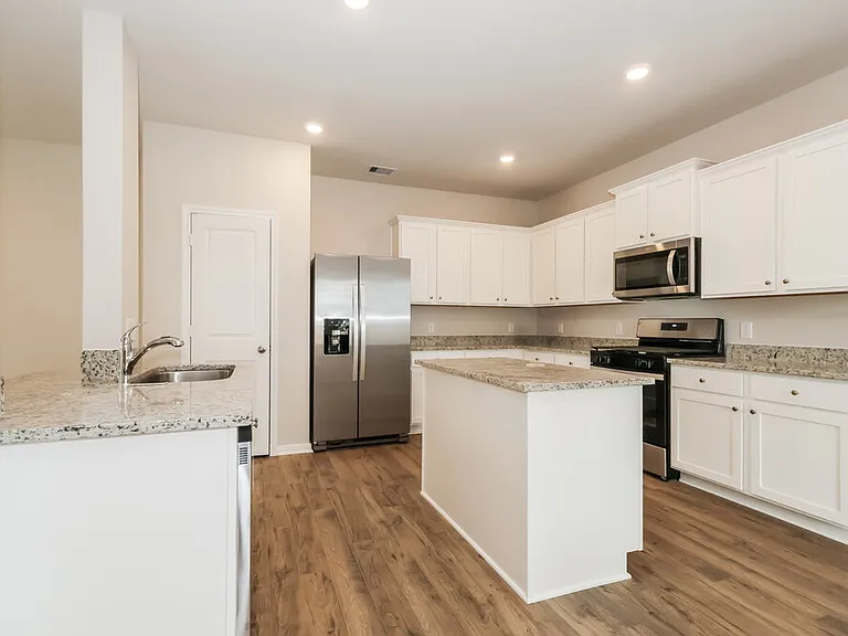 15652 Plum Brook Dr — Photo 8