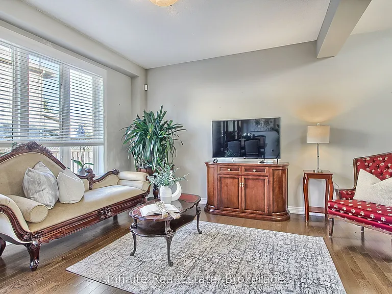 380 Lake St #11 — Photo 17
