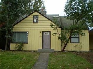 15525 6th Ave NE, Seattle, WA 98155