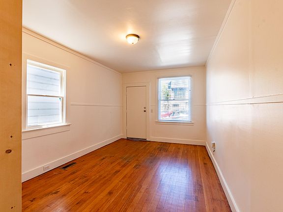 5th image of 1461 Newcomb Ave #1/2