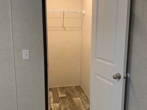 5th image of 1400 Pine Dr Lot 21