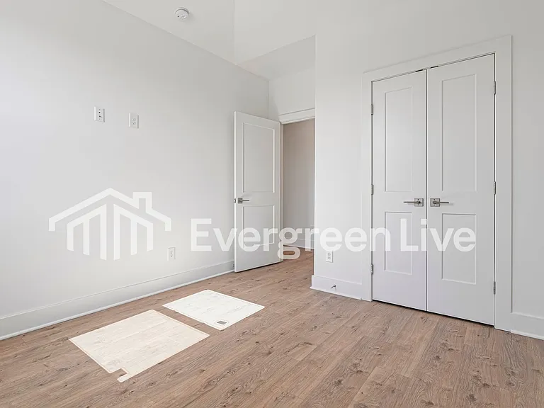 172 Leggo Ave — Photo 25