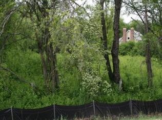 25742 W Indian Trail Rd, Barrington, IL 60010