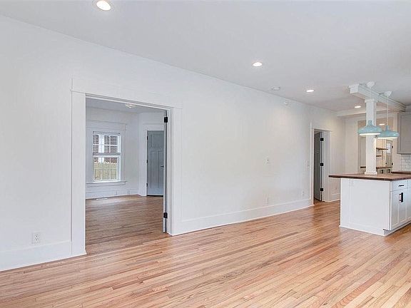 2nd image of 1706 Fayetteville St #A