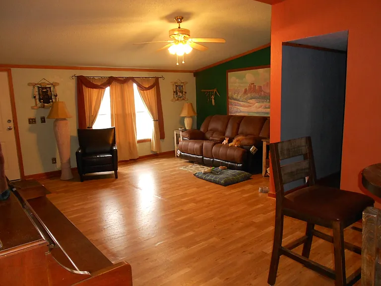 1501 Grove Ave — Photo 5