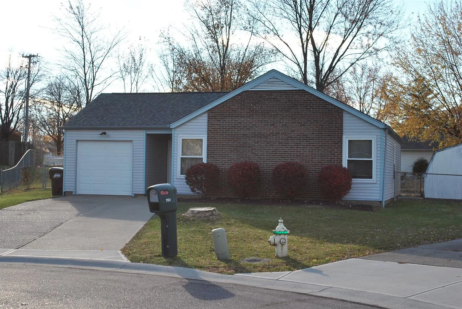 1124 Boyne Ct photo 1