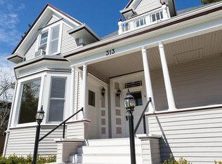 313 Tucker St APT A, Healdsburg, CA 95448