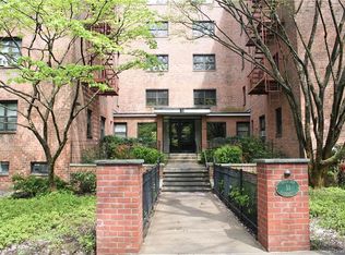 51 White Oak St APT 1G, New Rochelle, NY 10801
