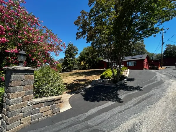 12240 New Airport Rd, Auburn, CA 95603