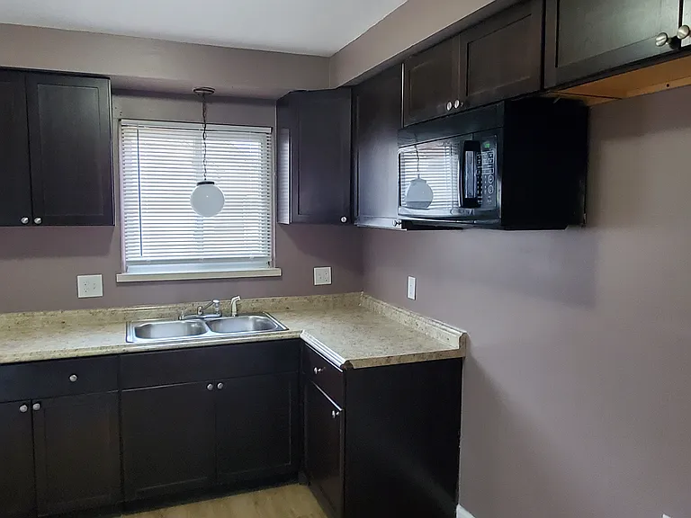 6826 Centralia St — Photo 4