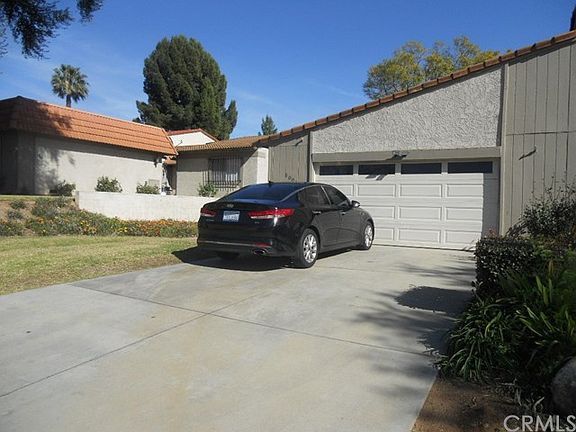 3rd image of 8000 Lakeside Dr