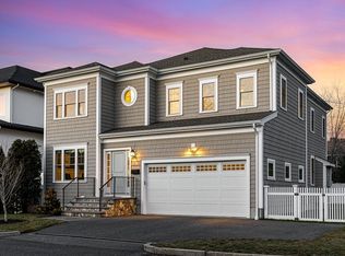 25 Cavanaugh Path, Newton, MA 02459