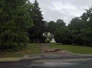 300 Upland Ave, Galloway, NJ 08205