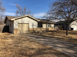 950 N Denmark Ave, Wichita, KS 67212