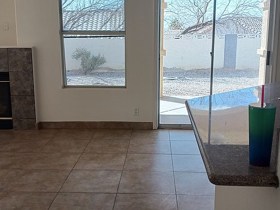 3rd image of 2227 Bridle Wreath Ln