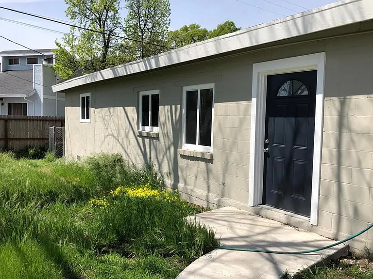 101 Alta Vista Ave #101 — Photo 32