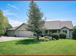 N1572 S Main St, Fort Atkinson, WI 53538