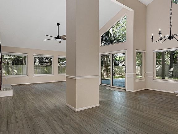 3rd image of 26 Southfork Pines Pl