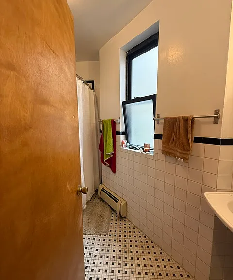 374 8th St #3B — Photo 9