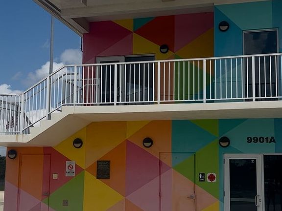 2nd image of 10126 N Nob Hill Cir #0