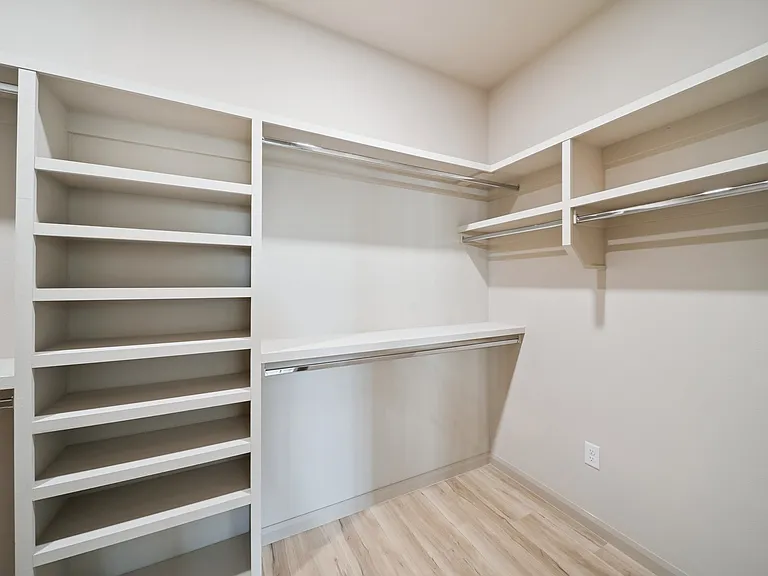 1833 N Troost Ave — Photo 14