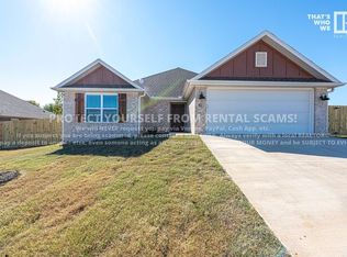 51 W Pitts St, Farmington, AR 72730