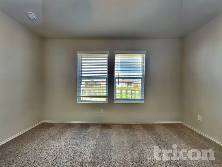 5208 Saddle Club Dr — Photo 5