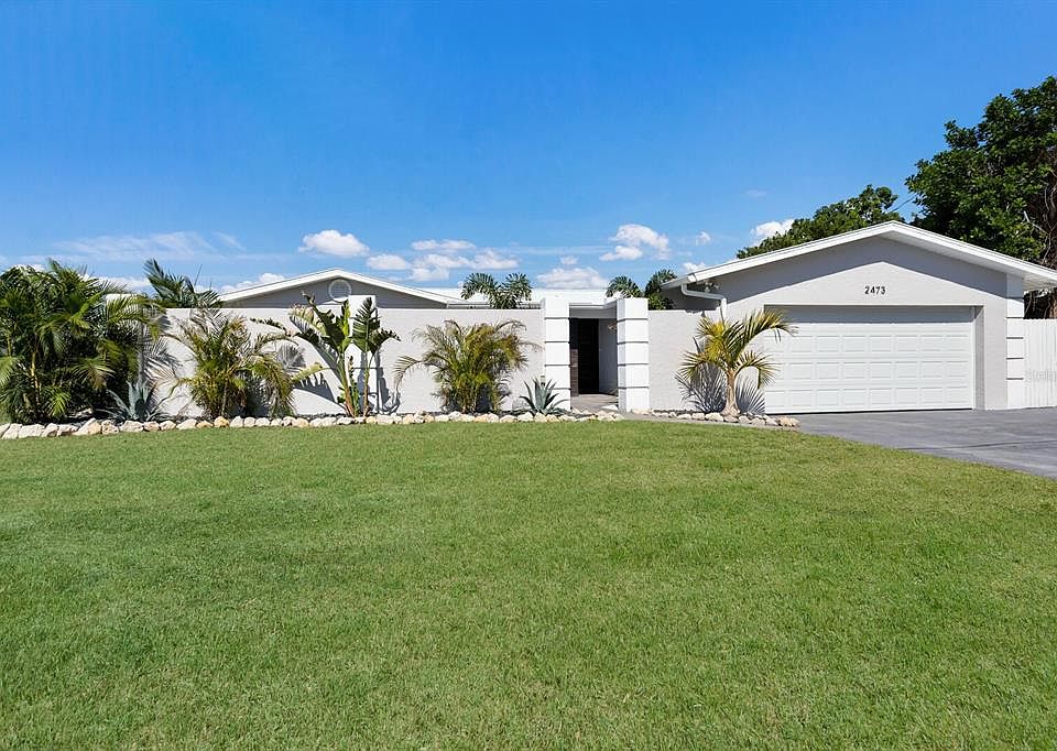 1st image of 2473 YORKSHIRE DRIVE