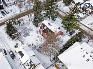 641 Tweedsmuir Ave, Ottawa, ON K1Z 5P7