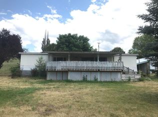 2351 Bossburg Rd, Evans, WA 99126