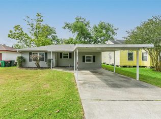 113 Gresham St, Baytown, TX 77520