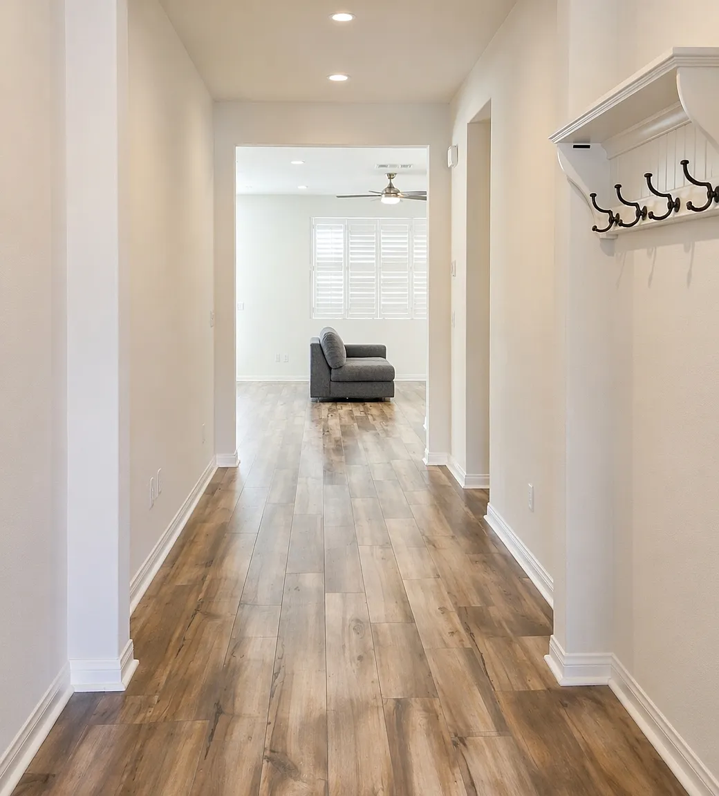 3 bed, 1732 sqft, $3,399 — Photo 2