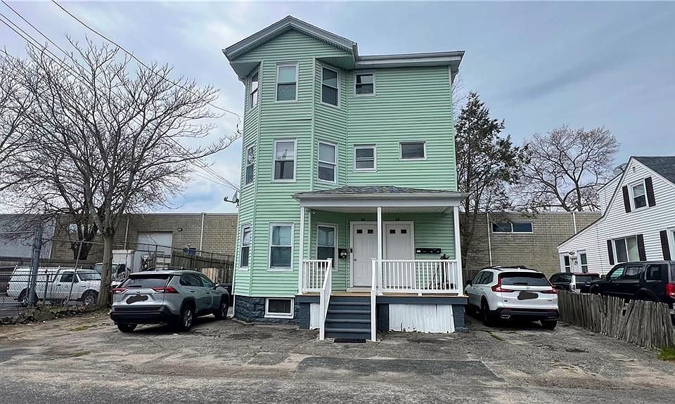 1st image of 86 1st Ave #1