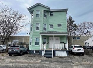 86 1st Ave #1, Cranston, RI 02910