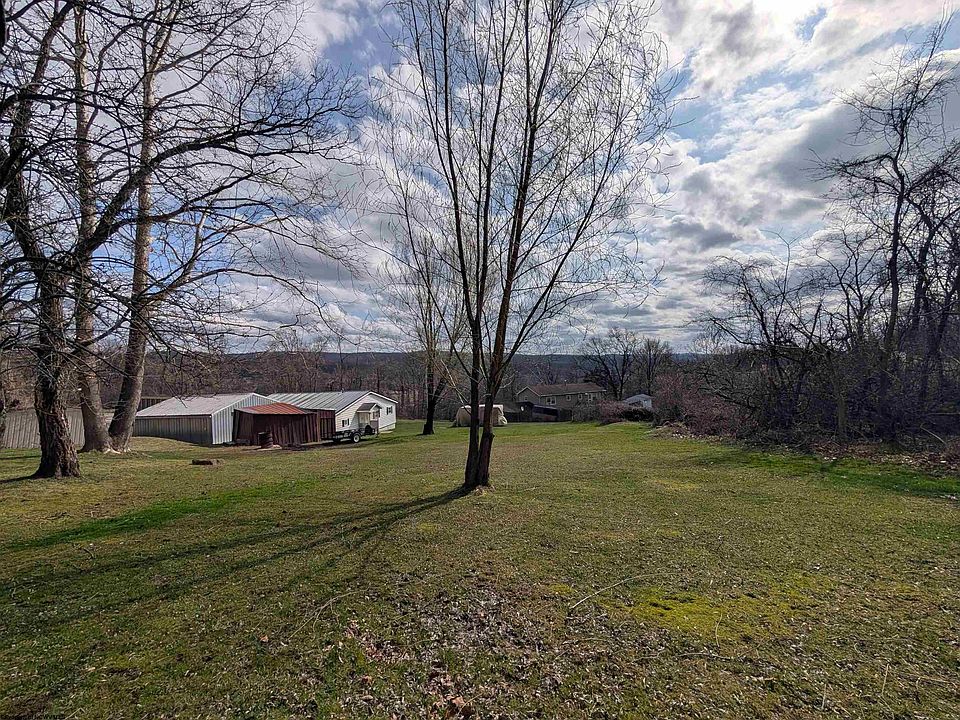 2nd image of Bowers Ln
