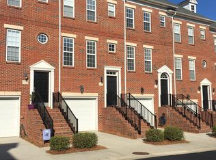 1118 Dean Hall Ln, Matthews, NC 28105