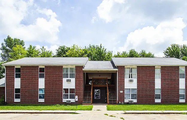 New Eastlawn Apartments