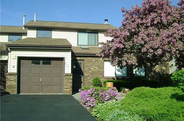 1st image of 517 Barberry Ln