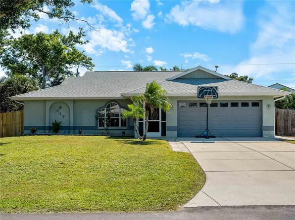 217 Coronado Rd, Venice, FL 34293